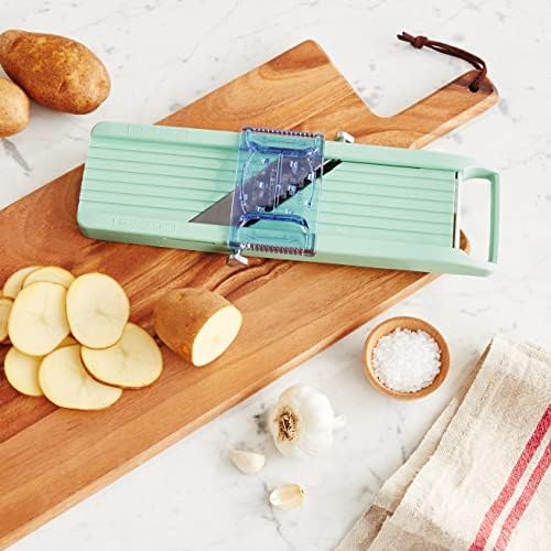 Benriner Vegetable Slicer Green (Old Version) - Image 5