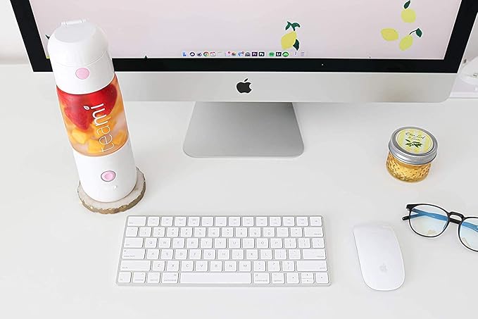 Teami MIXit Portable Blender 2.0 - USB Rechargeable, 18.6oz, GLASS - Use at the Office or Gym - 30 Seconds for Smoothies and Protein Shakes, Personal Blender with 6 Powerful Blades (Baby Pink)