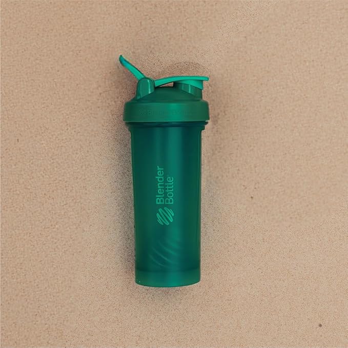 BlenderBottle Classic V2 Shaker Bottle Perfect for Protein Shakes and Pre Workout, 28-Ounce, Emerald Green