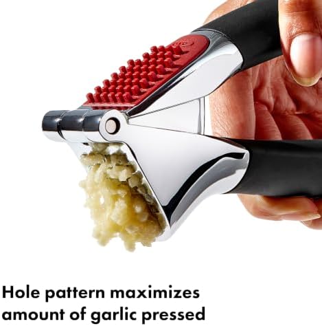 OXO Good Grips Garlic Press, Easy to squeeze & Self Cleaning Tool, Black