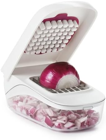 OXO Good Grips Vegetable and Onion Chopper with Easy Pour Opening by Unknown