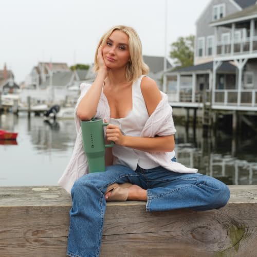 Traveler 40oz, Insulated Water Bottle with Handle, Sage