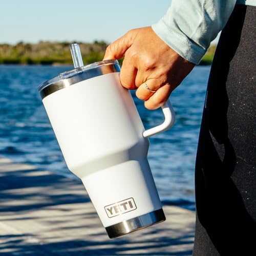 Rambler 35 oz Straw Mug 2.0, Navy