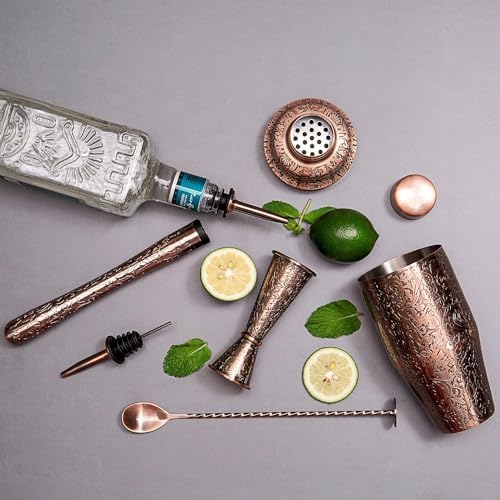 3D Etching Cocktail Shaker Set Bartender Kit with Cocktail Shaker,Jigger, Muddler, Bar Spoon, Bar Accessory Tools, Reindeer Deer Head Pattern, Stainless Steel, Copper Plated