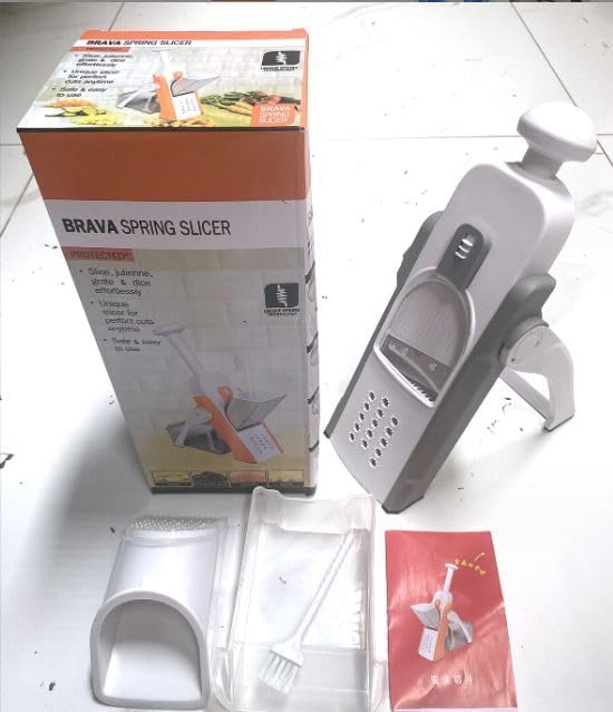 Safe Mandoline Slicer 5 in 1 Vegetable Chopper Food Potato Cutter, Strips Julienne Dicer Adjustable Thickness 0.1-8 mm Kitchen Chopping Artifact Fast Meal Prep (Gray) - Image 4