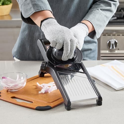 Restaurantware Stainless Steel Adjustable Mandoline Slicer, Gloves, 1 Count - Image 5