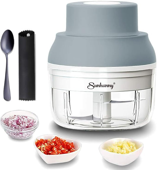 Electric Garlic Chopper Mini, Electric Garlic Masher Crusher, Food Processor Small with Garlic Peeler And Spoon, 100ML, Gray