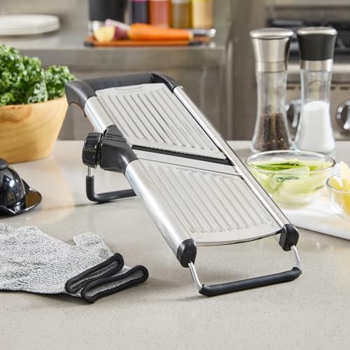 Restaurantware Adjustable Stainless Steel Mandoline Slicer with Guard, 1 Ct - Image 4