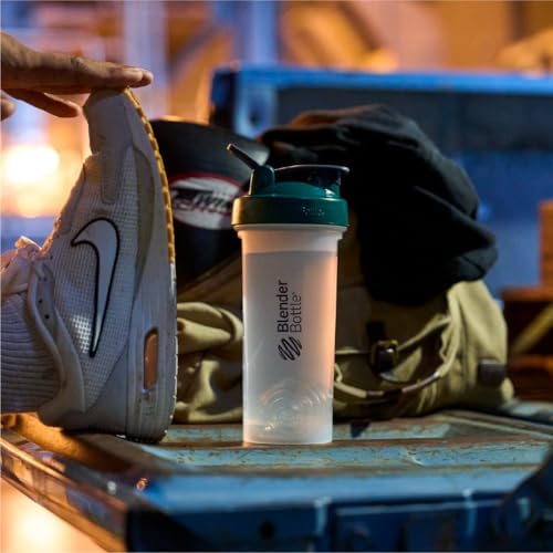BlenderBottle Classic V2 Plastic Shaker Bottle 28 oz Green - Image 7
