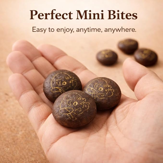 Zyluc Mini Black Crackers – Tiramisu Flavored Snack with Coffee Cocoa Blend – 35g Portable Pack – Light Crunch, Halal Certified, Made with Non-GMO Ingredients – Product of Indonesia – Pack of 10