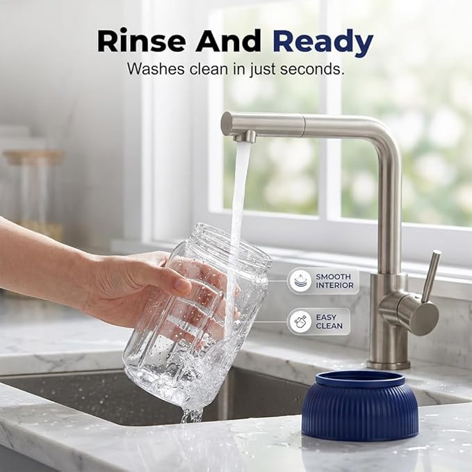 Wireless Juicer Cup Portable Juicer Cup, 44oz Personal Portable Blender Cup, Rechargeable wireless juicers Cordless Juice Mug for Shakes Smoothies Ice Crushing Travel Gym (Green+Blue)