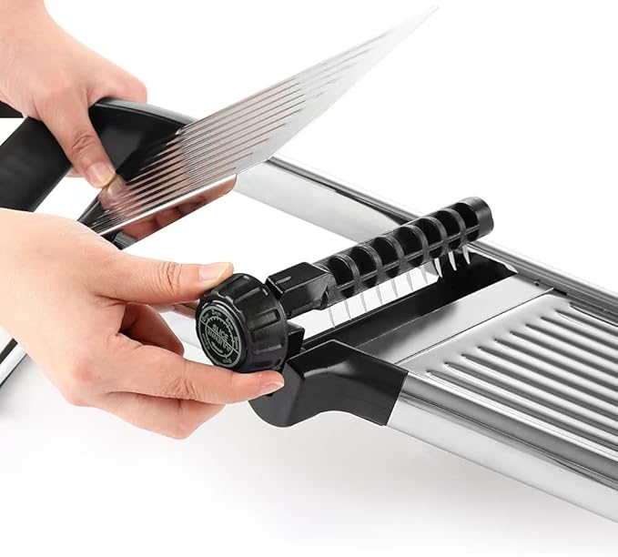 GYH&GXR Mandoline Slicer with Adjustable Stainless Steel Blades for Kitchen, Vegetable Chopper for Potato, Tomato, Carrot, Fruit and Onion Cutter