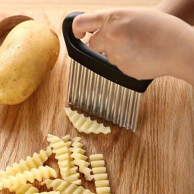 Crinkle Cutter, Stainless Steel French Fry Cutter For Potatoes Cucumbers Carrot, Ergonomic Kitchen Tool Wavy Chopper Waffle Fry Cutter With Handle for Fruits,Vegetables,Salads(Silver+Black)