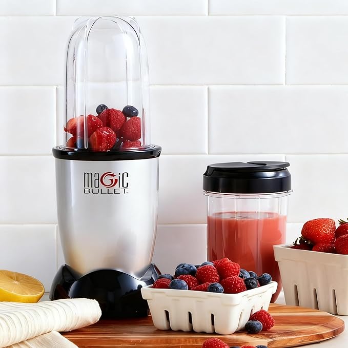 Poweka 16OZ Replacement Cups with Flip Top To-Go Lids Compatible with Magic Bullet 250W MB1001 Blenders Juicer Milk Juicer Mixer Accessories, 3 Packs Repalcement Parts with Brush