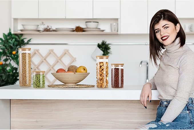 Qinyoung Glass Storage Jars with Wooden Lids, 4 Sizes Food Storage Containers Clear Stackable Canisters Airtight Glass Jars for Candy Cookie (Clear, Light Brown, 15oz 25oz 34oz 42oz, 12 Pcs)