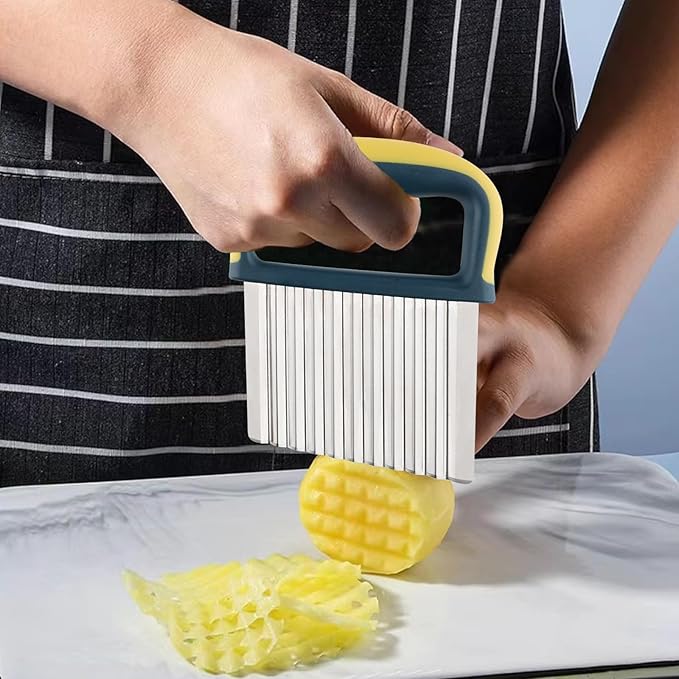 Crinkle Cutter, Stainless Steel Wave Cutter with Protective Case and Handle, Cutting Tool for Veggies, Carrot Slicer, French Fry Cutter, Onion Chopping Knife (Yellow)