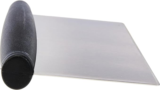 Amazon Basics Multi-Purpose Bench Scraper, Stainless Steel Dough Cutter with Measurement Marks, Dishwasher Safe, Non-slip Contoured Grip, 6", Black, Silver