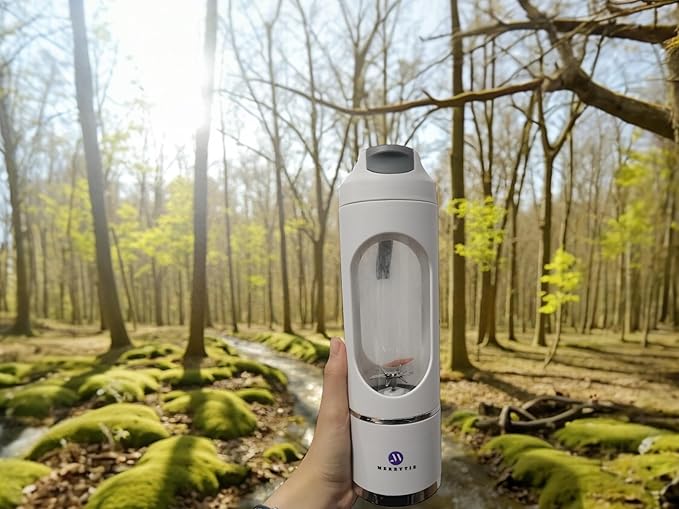 Portable Blender for shakes and Smoothies (White)