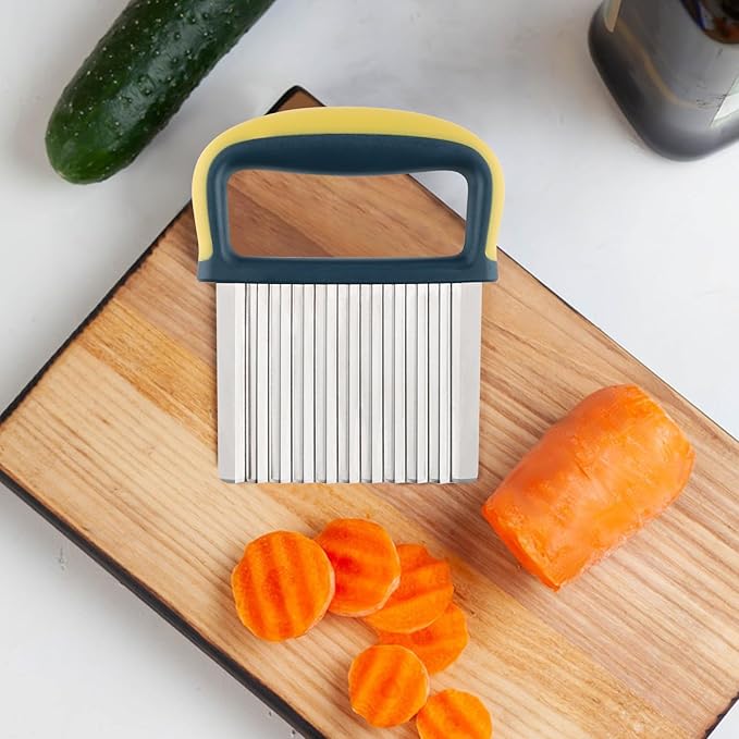 Crinkle Cutter, Stainless Steel Wave Cutter with Protective Case and Handle, Cutting Tool for Veggies, Carrot Slicer, French Fry Cutter, Onion Chopping Knife (Yellow)