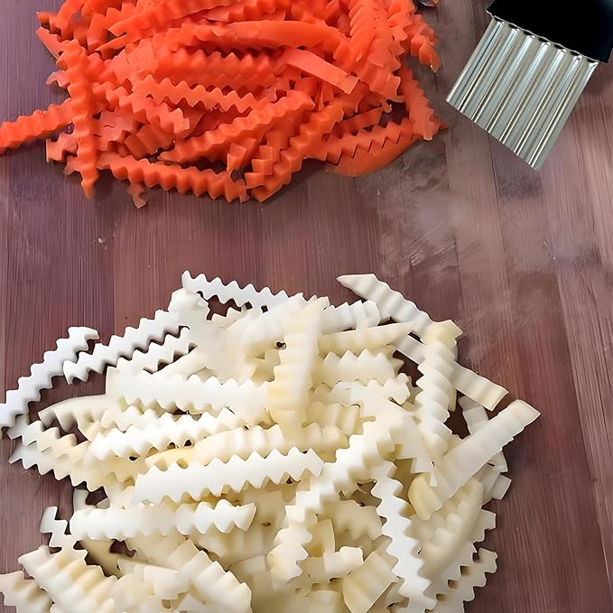 Crinkle Cutter for Veggies & Potatoes - Heavy Duty Stainless Steel Wave Knife & French Fry Slicer Crinkle Cutting Tools with Comfortable Handles for Carrots, Onions, and Fruits(1 Pcs)