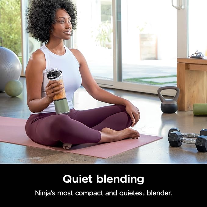 Ninja Blast Portable Blender, Cordless, 18oz. Vessel, Personal Blender for Shakes and Smoothies (Renewed)