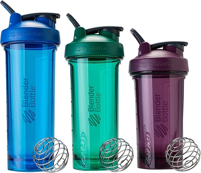 BlenderBottle Shaker Bottle Pro Series Perfect for Protein Shakes and Pre Workout, 32-Ounce, Black